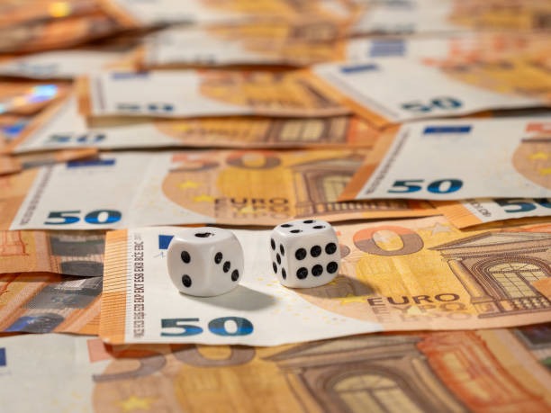 Live dealer and slots on a platform screen
